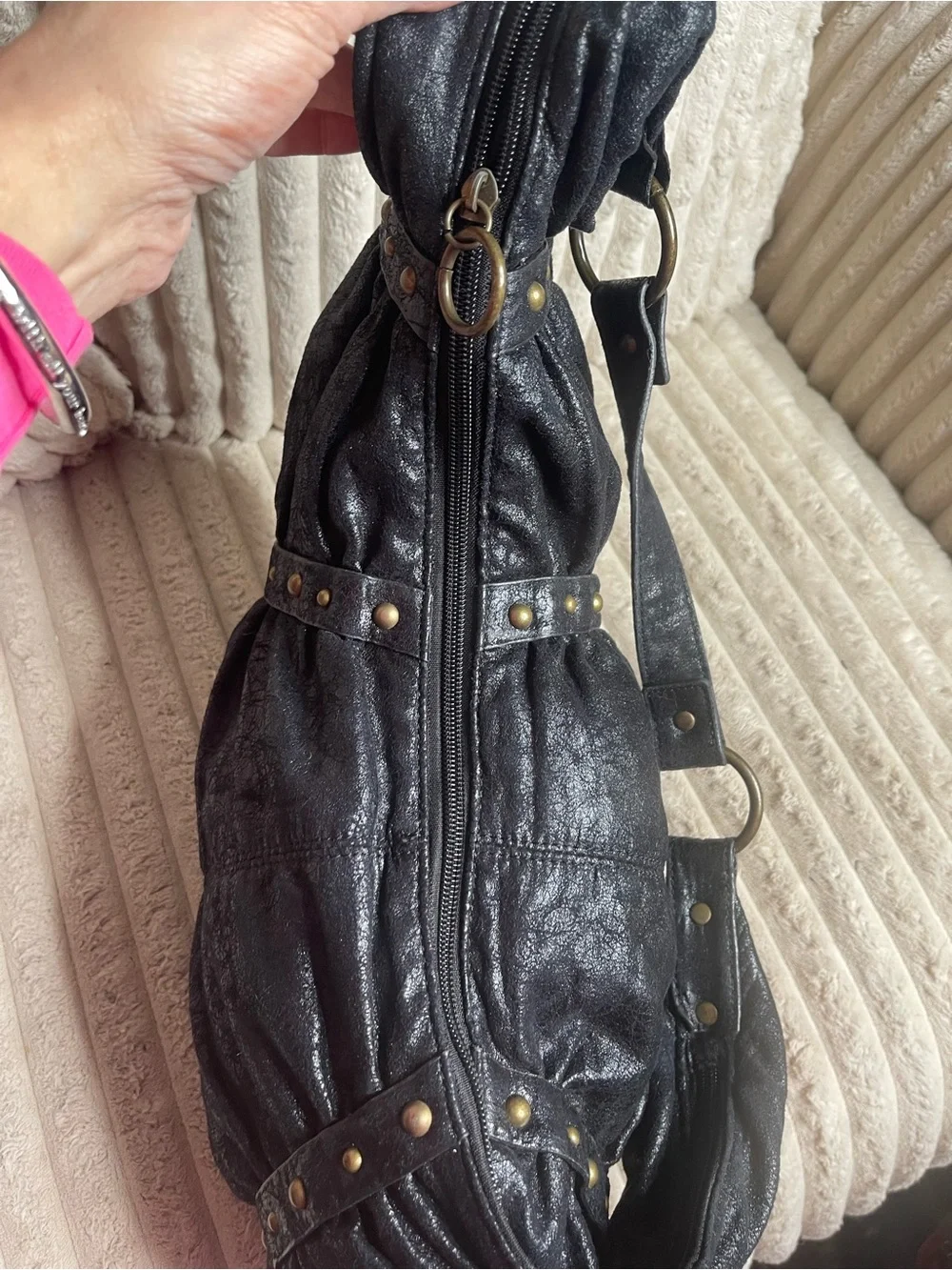 Vintage Gustto Black Leather Pleated Hobo Shoulder Bag Gold Studded Large